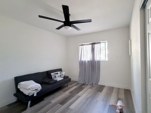 1171 Woodrail Dr, Vista, CA 92083
