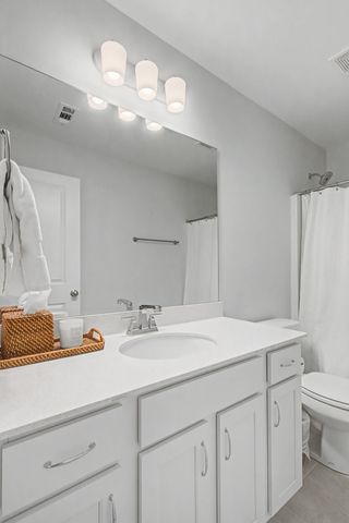 1066 June Wilde Rdg, Spring Hill, TN 37174