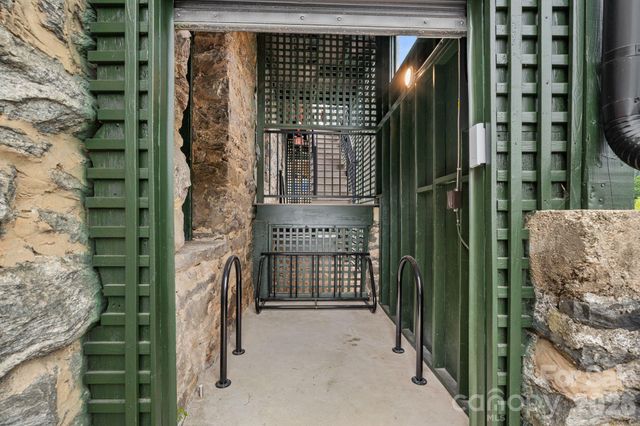 134 Biltmore Avenue 4, Asheville, NC 28801