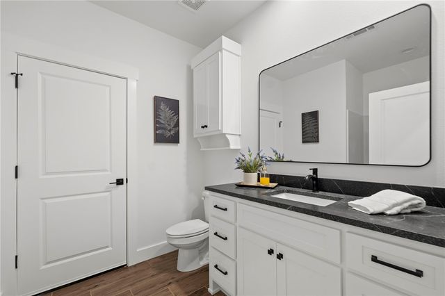 711 Evening Star Road, Bentonville, AR 72713