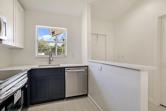 320 NE 42nd Street, Boca Raton, FL 33431