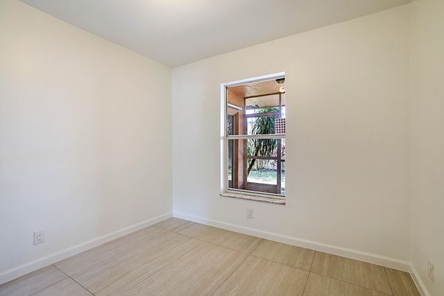 320 NE 42nd Street, Boca Raton, FL 33431