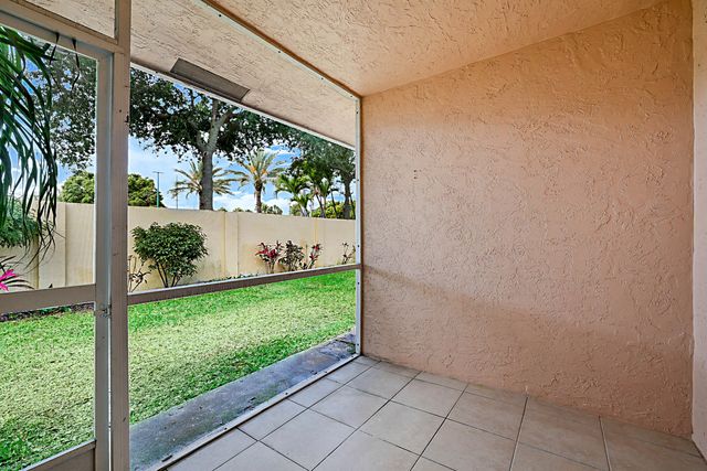 320 NE 42nd Street, Boca Raton, FL 33431
