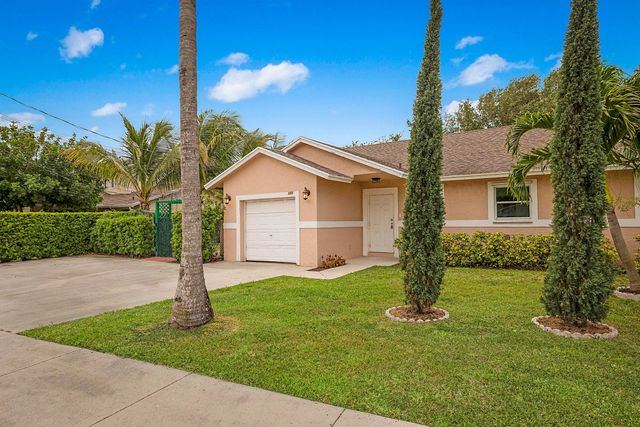 320 NE 42nd Street, Boca Raton, FL 33431