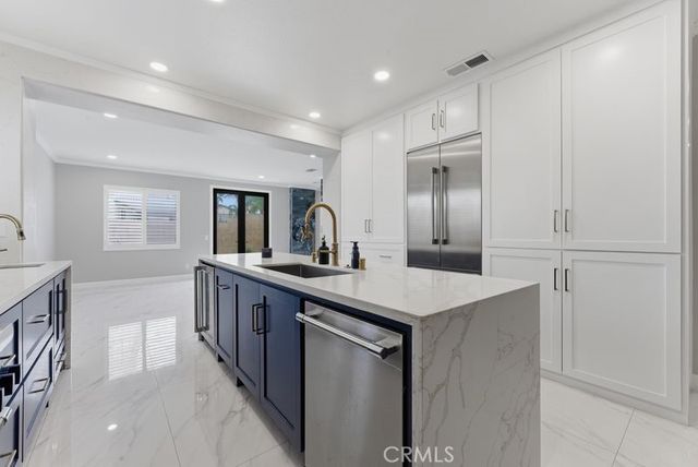 12460 Black Horse, Eastvale, CA 91752
