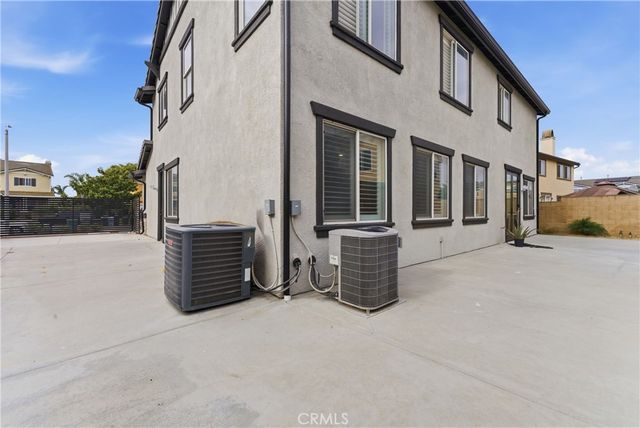 12460 Black Horse, Eastvale, CA 91752