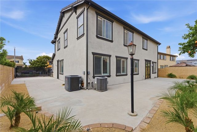 12460 Black Horse, Eastvale, CA 91752