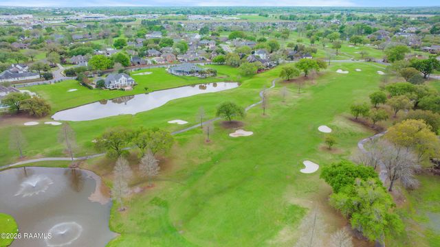 204 Sawgrass Lane, Broussard, LA 70518