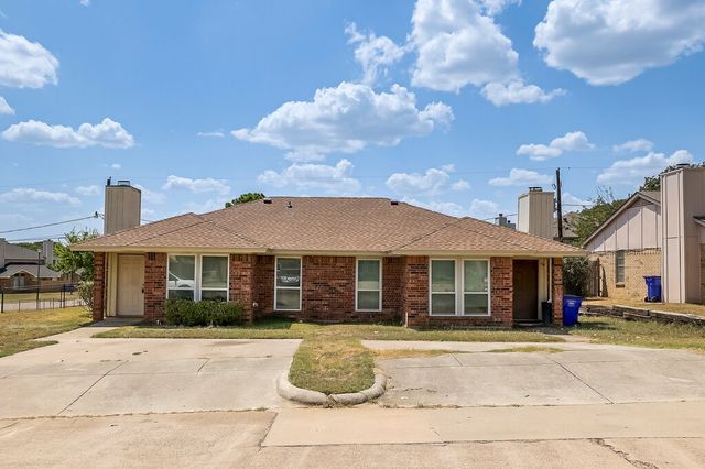 113 Oak Wood Lane, Kennedale, TX 76060