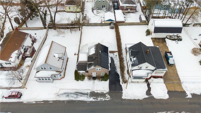 25 Vermont Street, Johnston, RI 02919