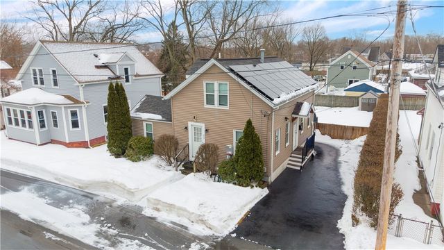 25 Vermont Street, Johnston, RI 02919