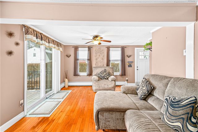 25 Vermont Street, Johnston, RI 02919