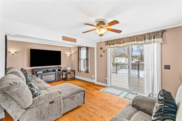 25 Vermont Street, Johnston, RI 02919