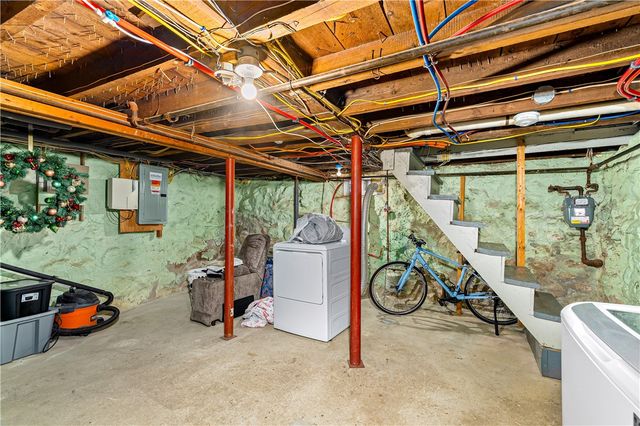 25 Vermont Street, Johnston, RI 02919