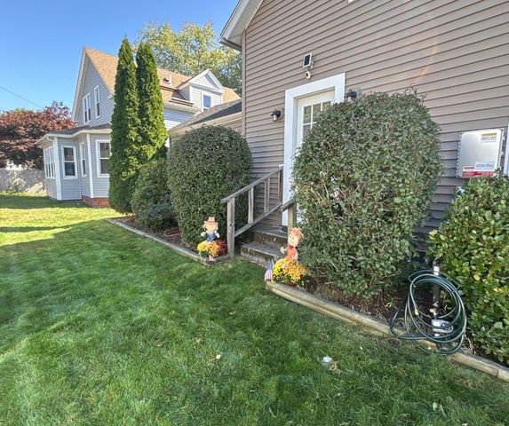 25 Vermont Street, Johnston, RI 02919