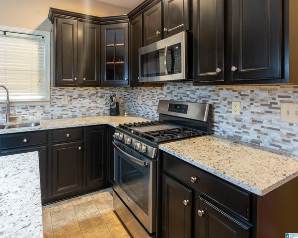 6490 WHITE OAK LANE, Hueytown, AL 35023