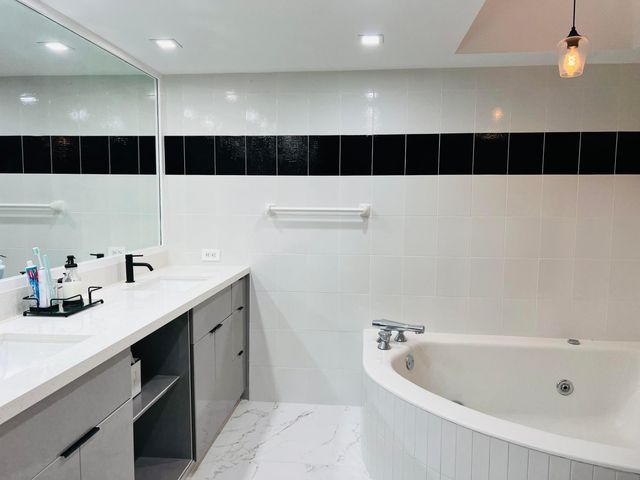 19707 Turnberry Way 12e, Aventura, FL 33180