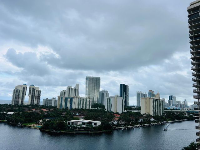 19707 Turnberry Way 12e, Aventura, FL 33180