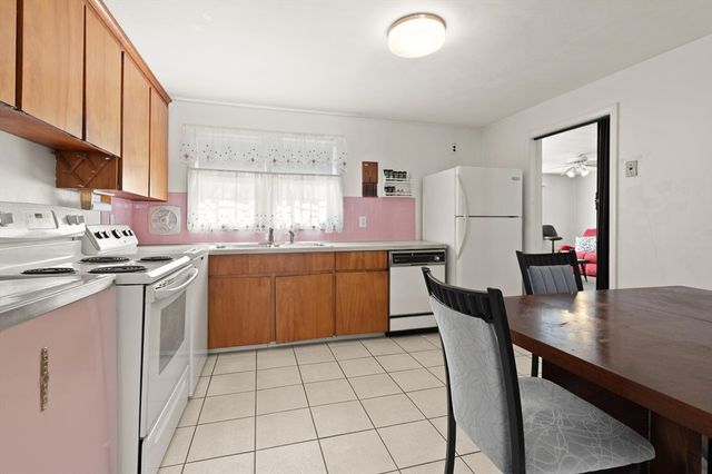 275 Jon Dr, Brockton, MA 02302