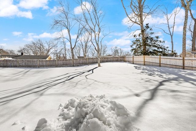 275 Jon Dr, Brockton, MA 02302