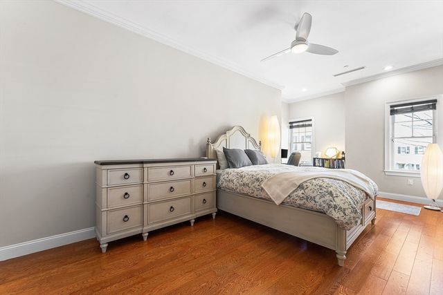 655 E 2nd 102, Boston, MA 02127