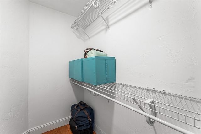 655 E 2nd 102, Boston, MA 02127