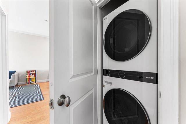 655 E 2nd 102, Boston, MA 02127