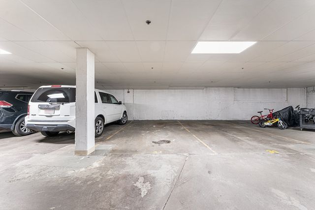 655 E 2nd 102, Boston, MA 02127