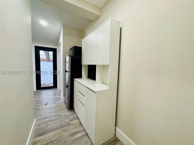 7943 NW 6th Ave 3, Miami, FL 33150