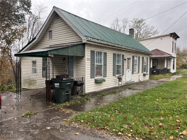 226 E Main Street, Freeport, OH 43973