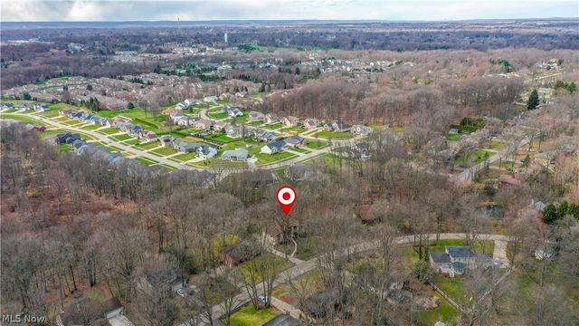 447 Spring Grove Drive, Tallmadge, OH 44278