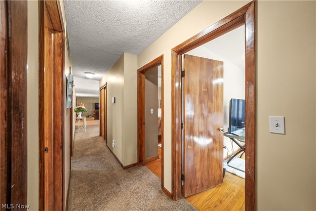 447 Spring Grove Drive, Tallmadge, OH 44278