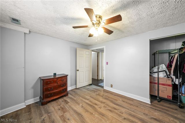 447 Spring Grove Drive, Tallmadge, OH 44278