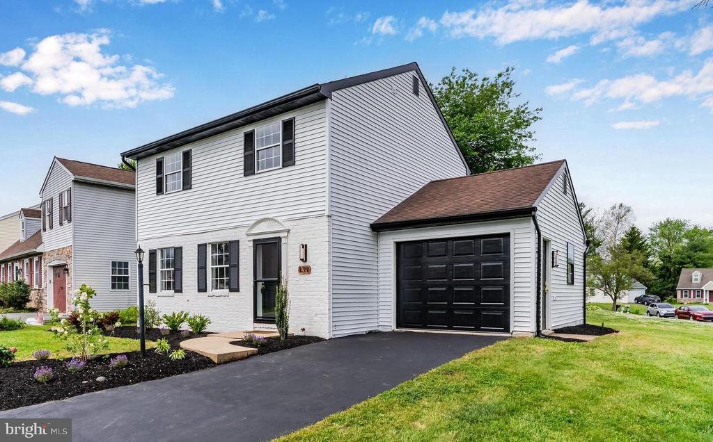 439 COREOPSIS DR, Lancaster, PA 17602
