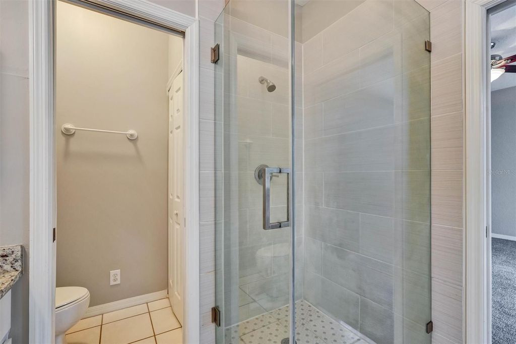 Image 21 of property listing at 12042 LAKE ALLEN DRIVE, Largo, FL 33773