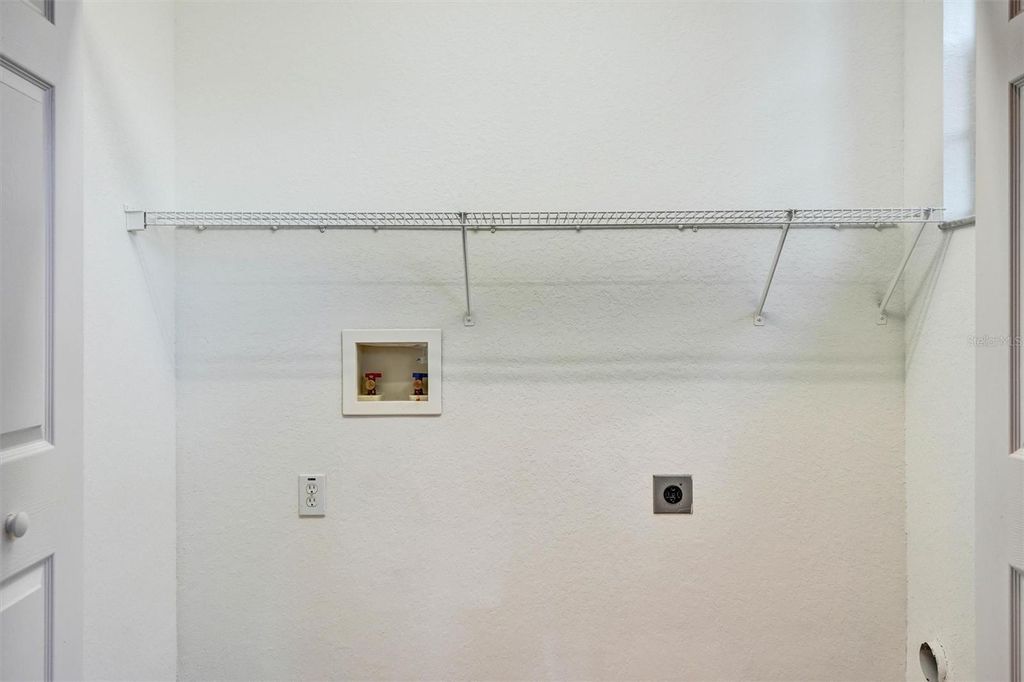 Image 30 of property listing at 12042 LAKE ALLEN DRIVE, Largo, FL 33773