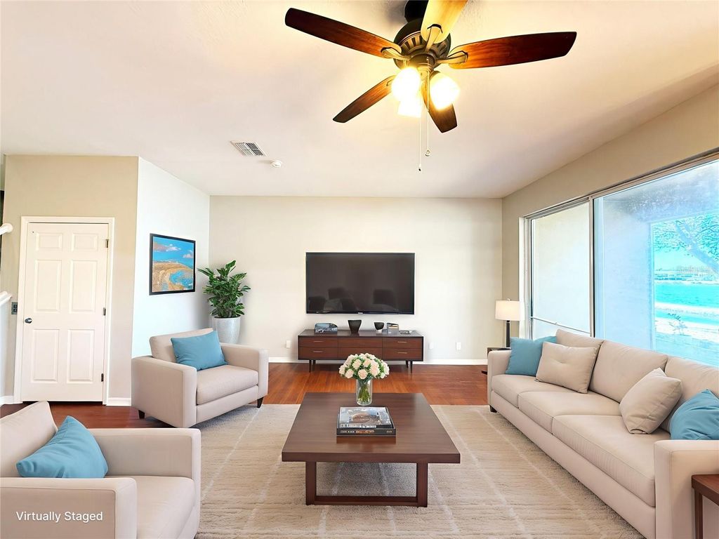 Image 5 of property listing at 12042 LAKE ALLEN DRIVE, Largo, FL 33773