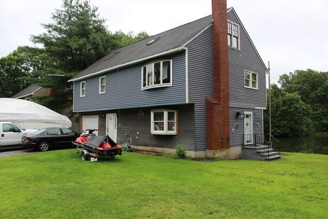 34 Sylvanus Wood Lane, Woburn, MA 01801