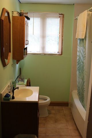 34 Sylvanus Wood Lane, Woburn, MA 01801