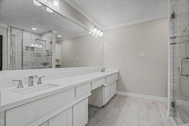 4210 Shanna Lane, Pasadena, TX 77504