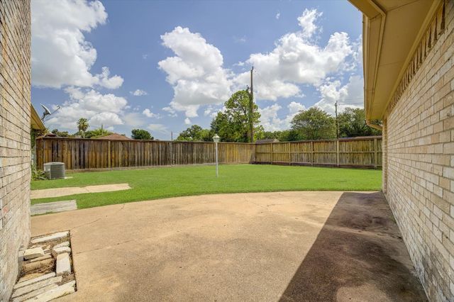 4210 Shanna Lane, Pasadena, TX 77504
