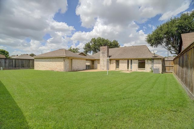 4210 Shanna Lane, Pasadena, TX 77504