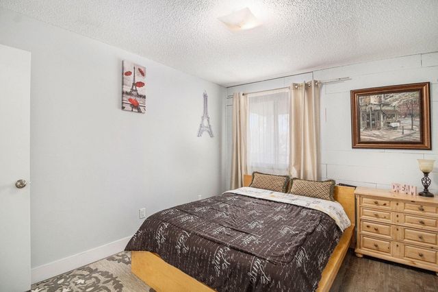 4001 Heritage Hills Drive 304, Bloomington, MN 55437