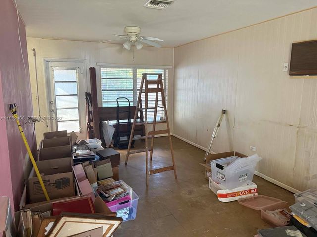 1870 NE 154th Ter, North Miami Beach, FL 33162