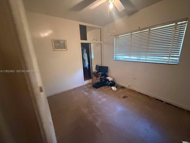 1870 NE 154th Ter, North Miami Beach, FL 33162