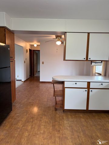 240 Ypsilanti Street, Dundee, MI 48131