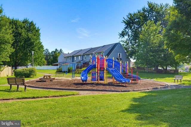 2792 MADISON CT, East Petersburg, PA 17520