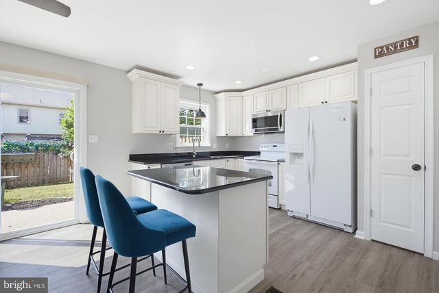 2792 MADISON CT, East Petersburg, PA 17520