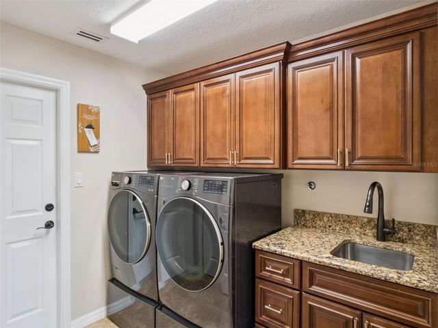 5524 BELLE TERRE DRIVE, Leesburg, FL 34748