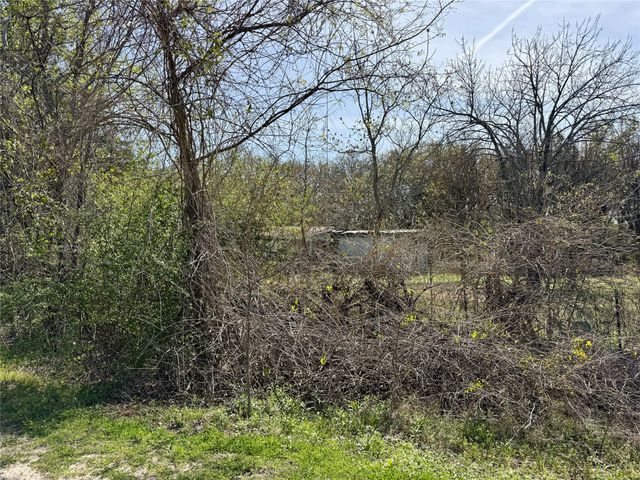 7727 Hollow Court, Terrell, TX 75161